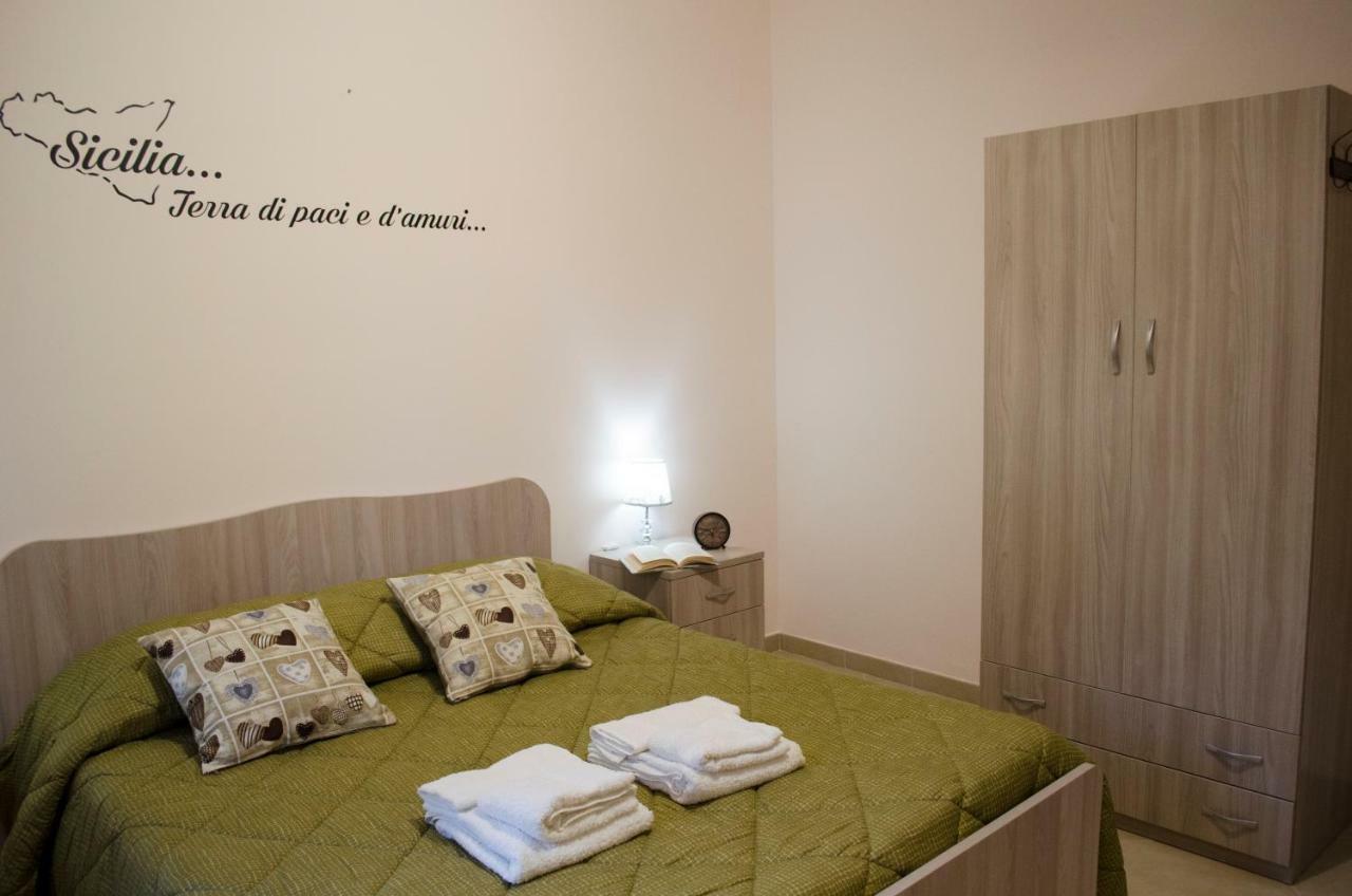 B&B Al Pilone Messina Exteriör bild