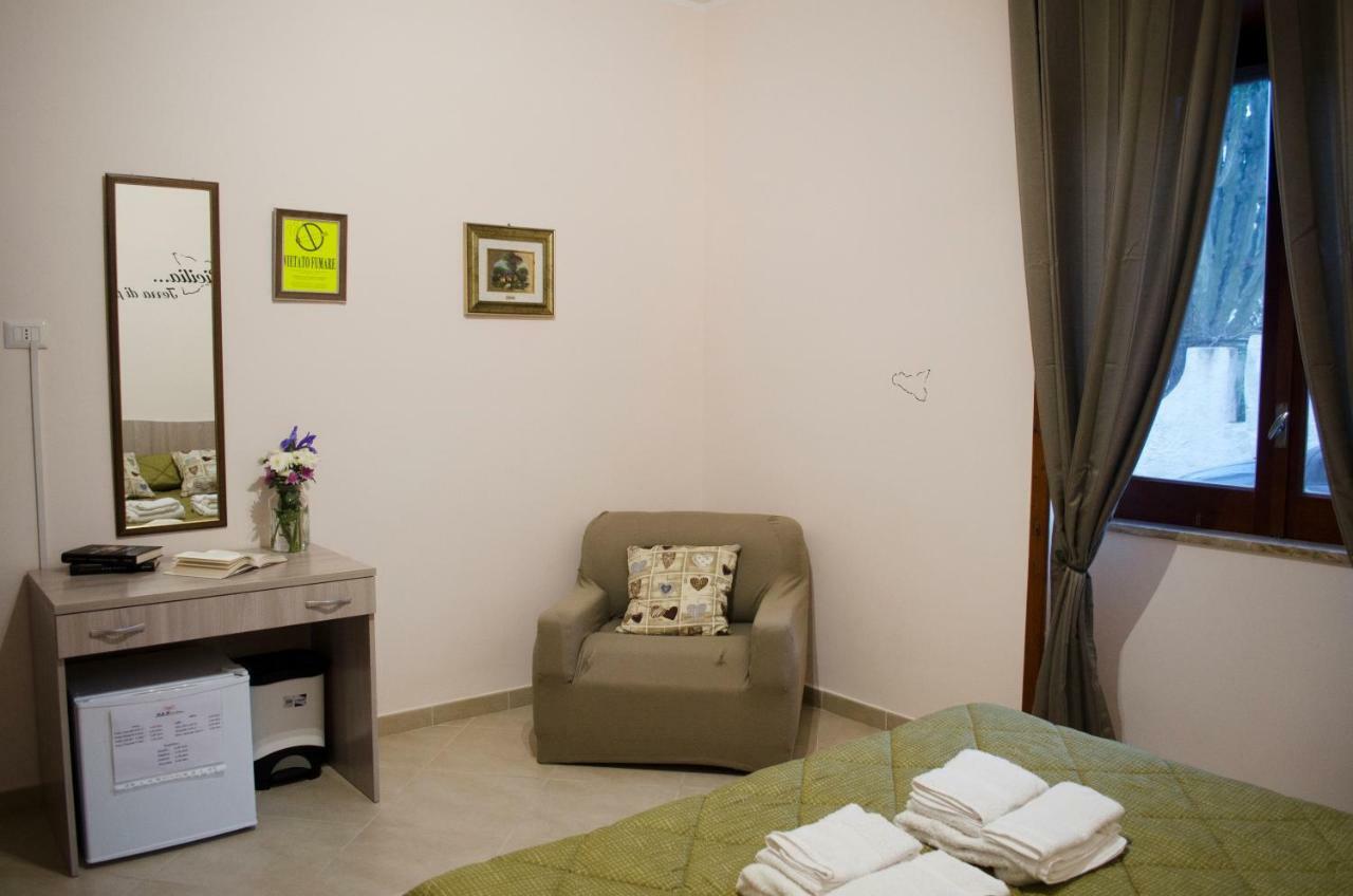 B&B Al Pilone Messina Exteriör bild